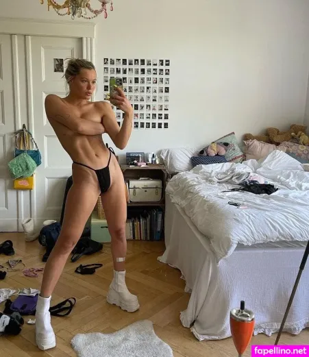 Karlotta Emilie Henke OnlyFans Thumbnail #fBJkKUhny5