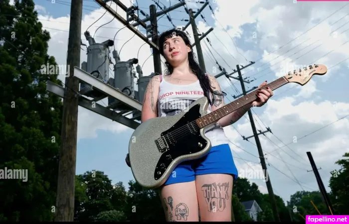 Karly Hartzman OnlyFans Thumbnail #0PHgjFUxLz