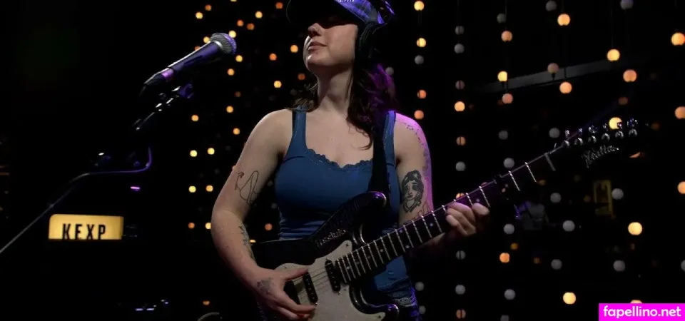 Karly Hartzman OnlyFans Thumbnail #t9FCtm8XYk