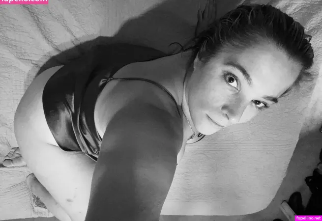 Karmabella 2023free OnlyFans Thumbnail #3bC8DSrC5a
