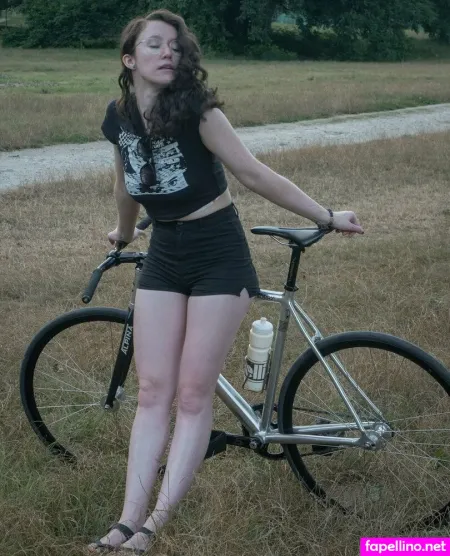 Karmannandjosie OnlyFans Thumbnail #SyUpJJG7EE