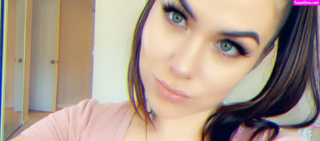 Karmens Library OnlyFans Thumbnail #PDFqJAC8wX