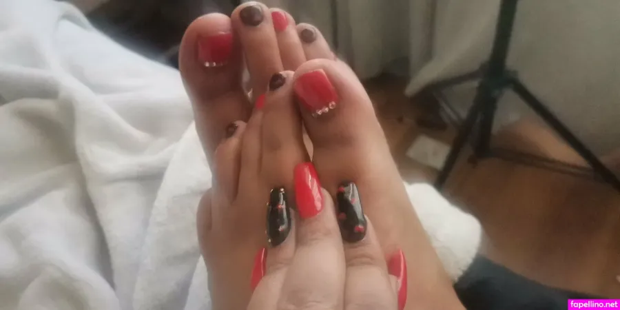 Karmicqueen669 OnlyFans Thumbnail #Cw0ZjgKa0h