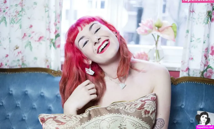 Karmina OnlyFans Thumbnail #3mdySqePDm