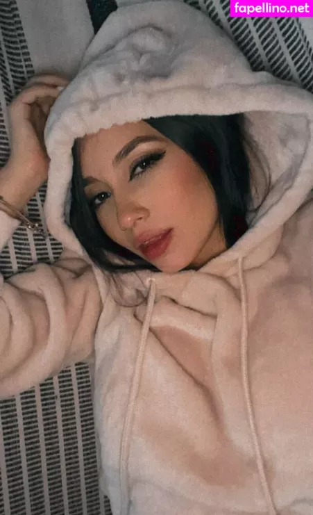 Karol Bcr OnlyFans Thumbnail #S2vpbWaP0T