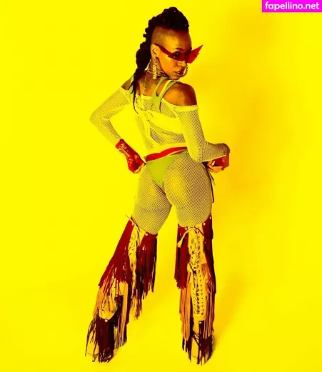 Karol Conka OnlyFans Thumbnail #KFAOpqV5E6