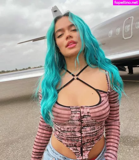Karol G OnlyFans Thumbnail #2QZmHIIWHa