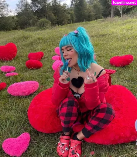 Karol G OnlyFans Thumbnail #FPRvNWVwxv