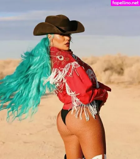 Karol G OnlyFans Thumbnail #gdil3mNtef