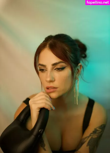 Karol Queiroz OnlyFans Thumbnail #BiMS6XCZqO