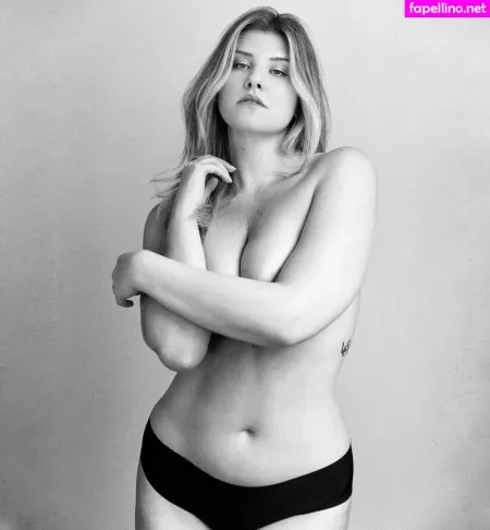 Karol Scheler OnlyFans Thumbnail #IbzCoOLRXc