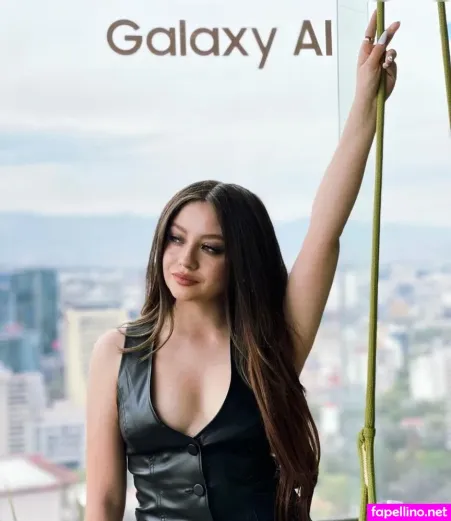 Karol Sevilla OnlyFans Thumbnail #G2L2HnRSTy