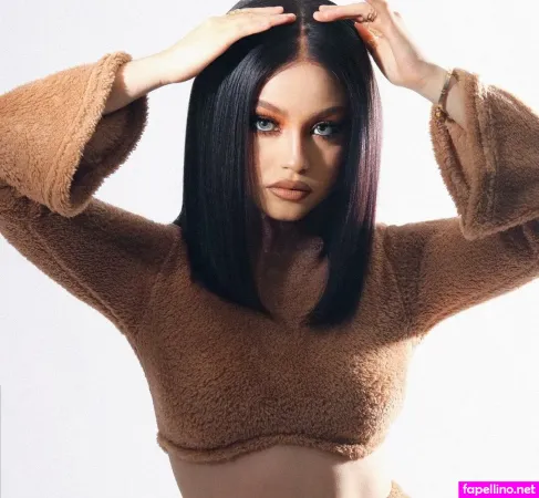 Karol Sevilla OnlyFans Thumbnail #pktWtelb5S