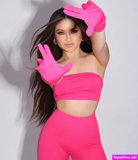 Karol Sevilla OnlyFans Thumbnail #tCWgFhXOI9