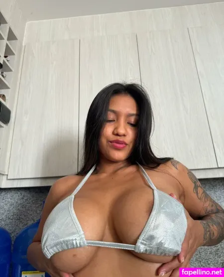 Karolayvargas OnlyFans Thumbnail #P0RGRJwfuO