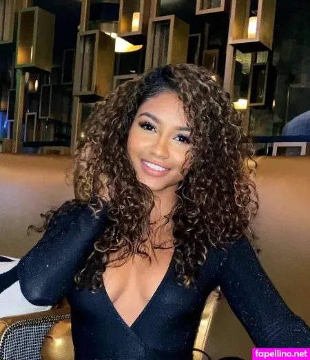 Karolina Achong OnlyFans Thumbnail #e8UCzQa82O