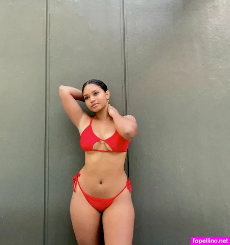 Karolina Achong OnlyFans Thumbnail #jXTEXXB15a