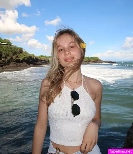 Karolina Buczek OnlyFans Thumbnail #6pEk692ng2