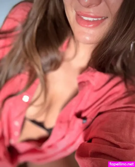 Karolina Kowalkiewicz 1 OnlyFans Thumbnail #4R3hp5hwFF