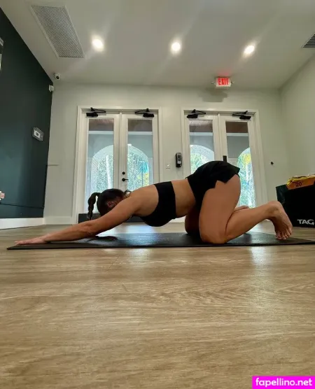 Karolina Kowalkiewicz 1 OnlyFans Thumbnail #WkDexKAgDL