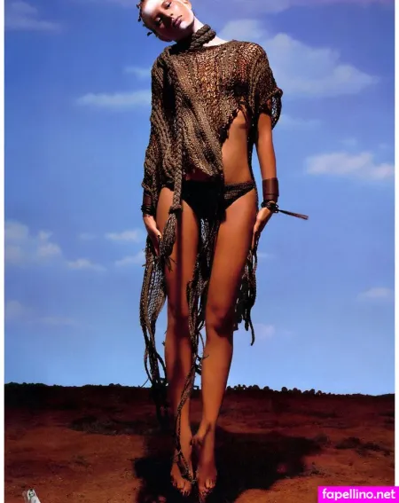 Karolina Kurkova OnlyFans Thumbnail #oFmwzeybth