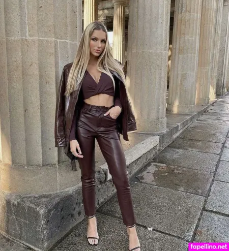 Karolina Malisova OnlyFans Thumbnail #wmevbFofIz