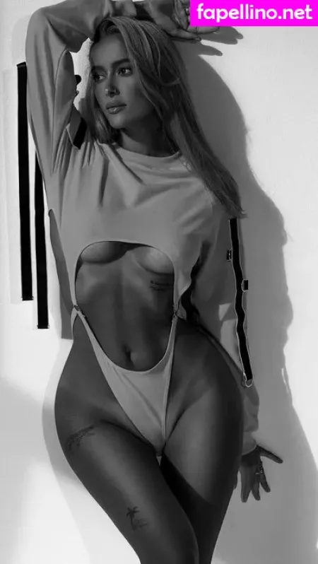 Karolina Meschino OnlyFans Thumbnail #6GBjqwKxC5