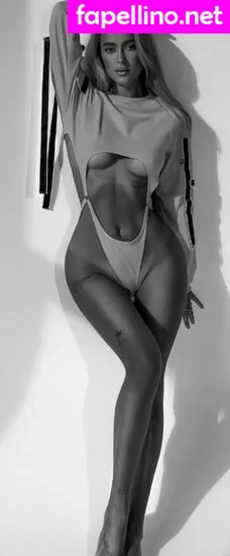 Karolina Meschino OnlyFans Thumbnail #iLnMCDifb4