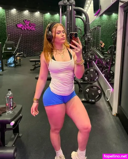 Karolina Simkus OnlyFans Thumbnail #bm2gWC2jBY