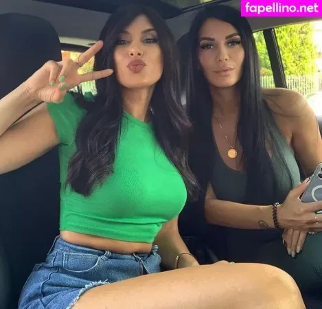 Karolina Surpi OnlyFans Thumbnail #KO0HUqqh9q