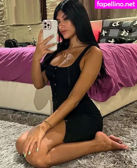 Karolina Surpi OnlyFans Thumbnail #YgcFPGAha4