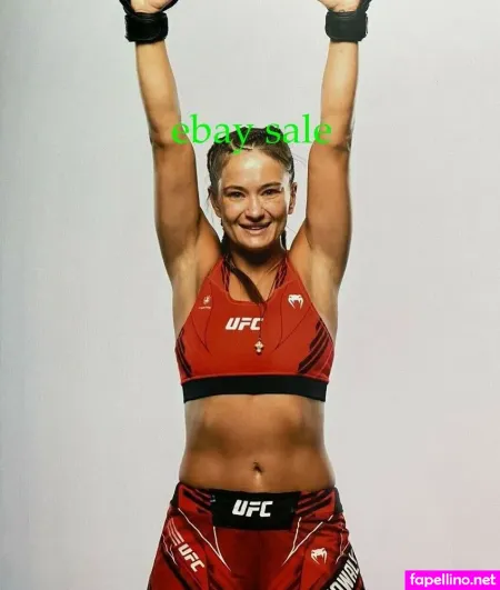 Karolina Ufc OnlyFans Thumbnail #99tWA1FYRy