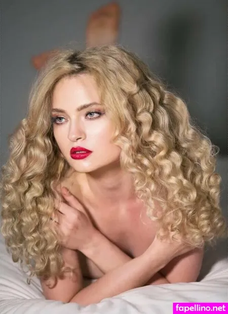 Karolinag OnlyFans Thumbnail #GeFRTSrmN7