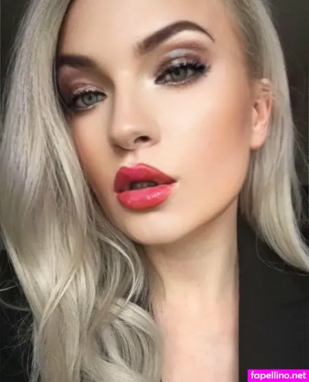 Karolinag OnlyFans Thumbnail #LLLgmlup0W