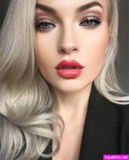 Karolinag OnlyFans Thumbnail #plCwzxILWe