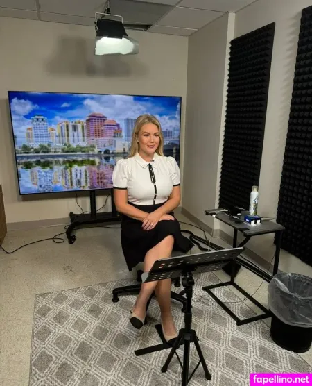 Karoline Claire Leavitt OnlyFans Thumbnail #0kLt8LJyy2