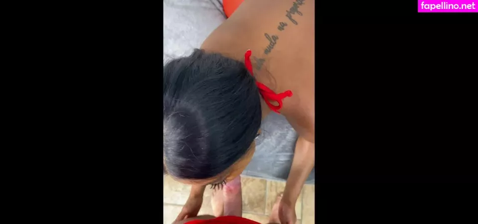 Karoline Coutinho OnlyFans Thumbnail #KYFu51u1Hj