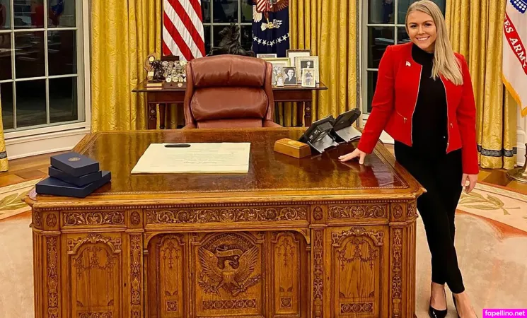 Karoline Leavitt OnlyFans Thumbnail #O58SJqQmKP