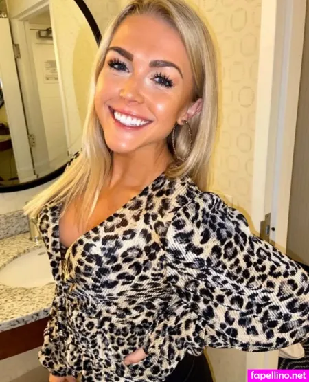 Karoline Leavitt OnlyFans Thumbnail #fIgVm9MJ4S