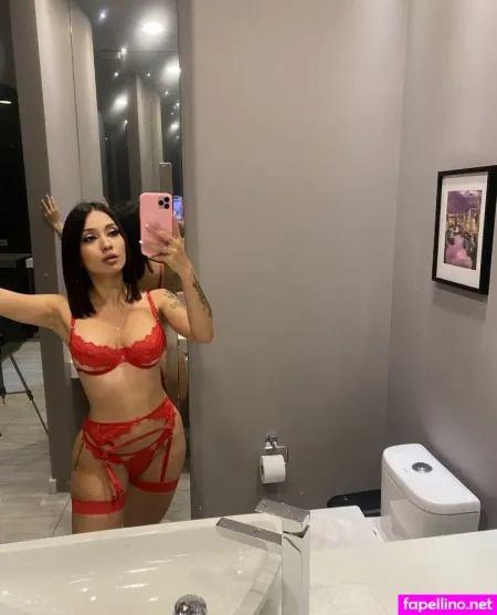 Karolrosa OnlyFans Thumbnail #F84AxRa9GC