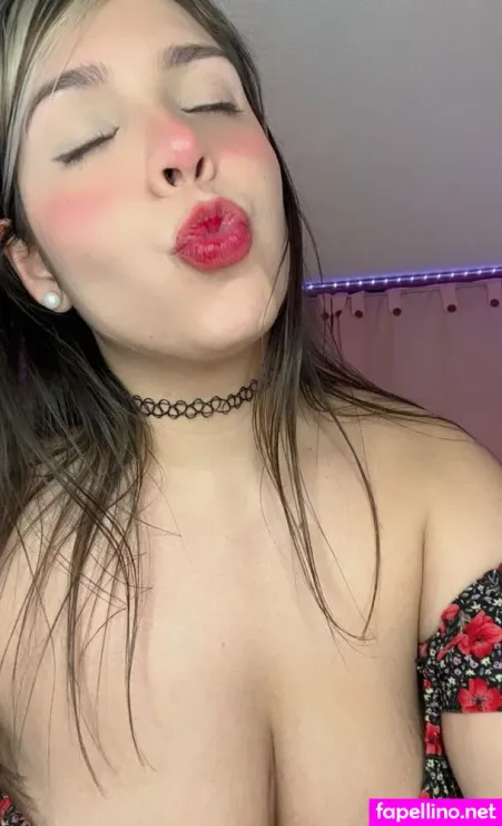Karolwhitee 1 OnlyFans Thumbnail #5dTr6ZOPUo