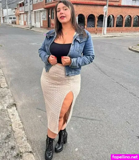 Karolwhitee 1 OnlyFans Thumbnail #qiz1llWqI0