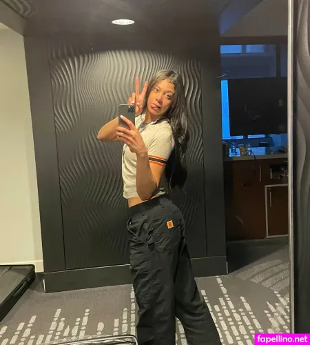 Karrahbooo Main Profile Photo