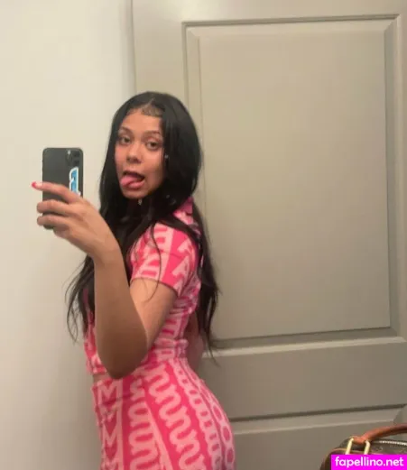 Karrahbooo OnlyFans Thumbnail #4GhY7bSH73