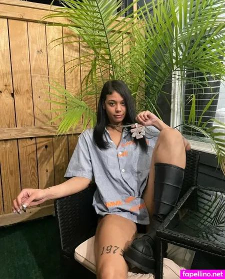 Karrahbooo OnlyFans Thumbnail #EKhHE6OxGs