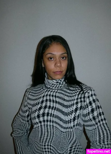 Karrahbooo OnlyFans Thumbnail #JrblrwYfC0