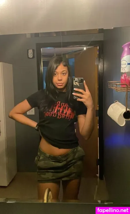 Karrahbooo OnlyFans Thumbnail #aWdVouh3A2