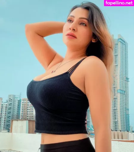 Karrishma Kar OnlyFans Thumbnail #caXQV9qxeC
