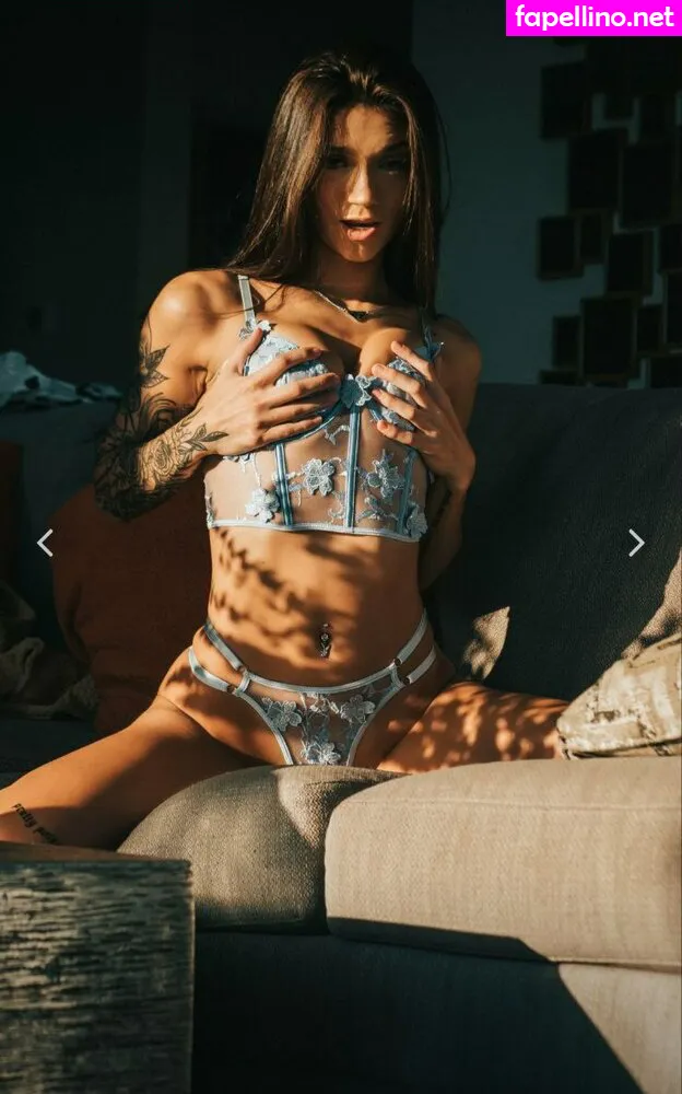 karsynfoys Nude Leaked OnlyFans Photo #0Th3bFea7u