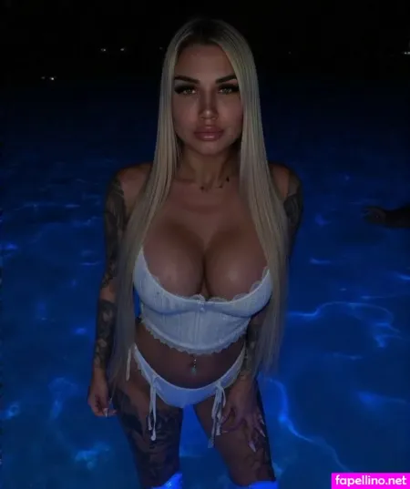 Kary Mel 16 OnlyFans Thumbnail #KshZKqdYec